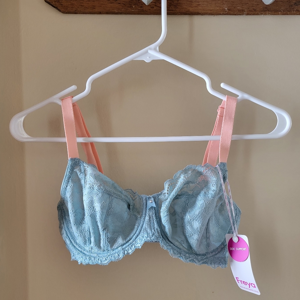 Freya Offbeat side support bra, NWT
